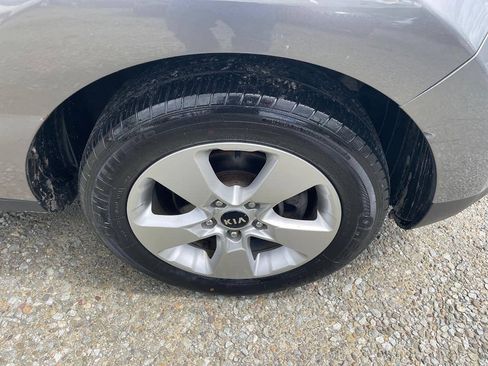 Used 2017 Kia Soul FWD image 30