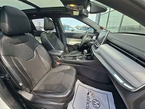 Used 2023 Jeep Compass Limited w/ Elite Group image 16