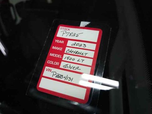 Used 2023 Chevrolet Silverado 1500 LT image 31