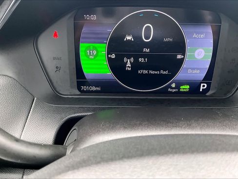 Used 2023 Chevrolet Bolt EUV LT w/ Convenience Package image 23