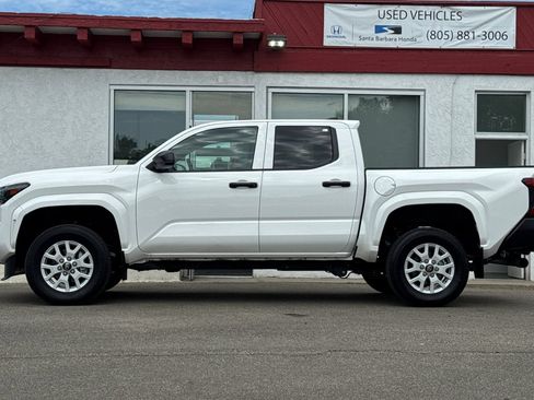 Used 2024 Toyota Tacoma SR RWD image 7