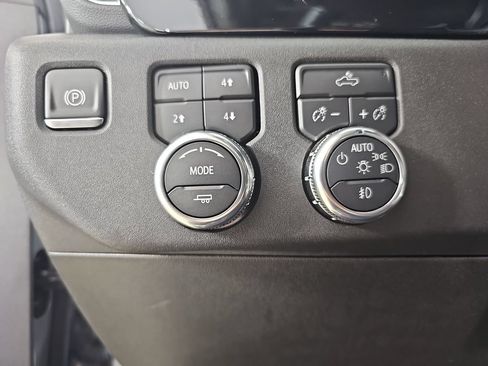 Used 2025 GMC Sierra 1500 Elevation AWD/4WD image 30