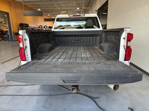Used 2021 Chevrolet Silverado 3500 W/T w/ Gooseneck/5TH Wheel Package AWD/4WD image 20
