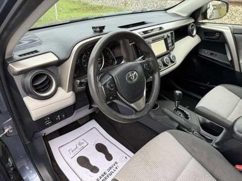 Used 2014 Toyota RAV4 LE FWD image 14