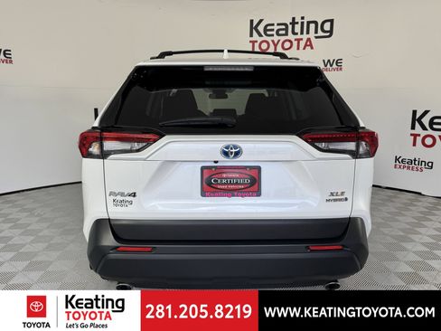 Certified 2024 Toyota RAV4 XLE Premium AWD/4WD image 7
