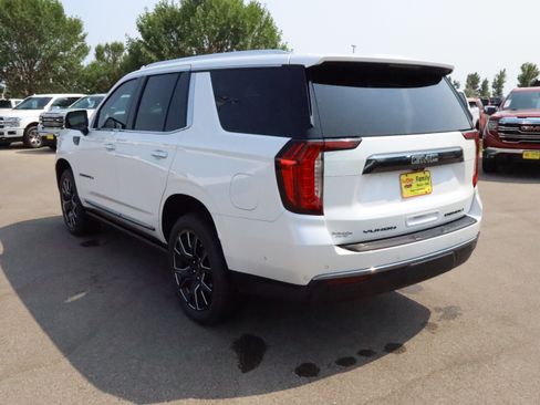 Used 2024 GMC Yukon Denali Ultimate AWD/4WD image 5