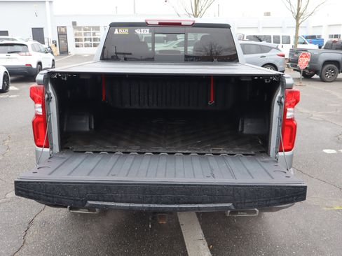 Used 2024 Chevrolet Silverado 1500 LT Trail Boss w/ Convenience Package II image 13