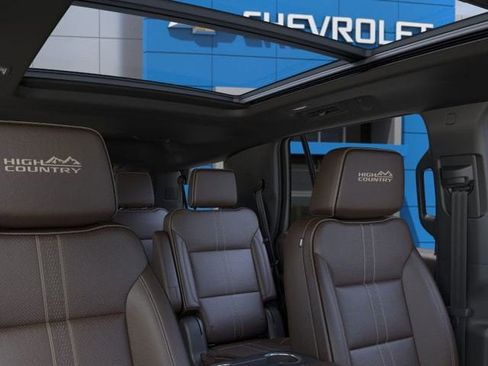 New 2025 Chevrolet Tahoe High Country AWD/4WD image 24