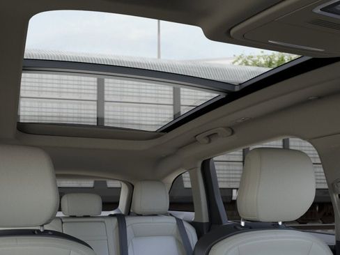 New 2026 Lincoln Nautilus Premier AWD/4WD image 22
