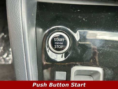Used 2025 Nissan Versa SR w/ Trunk Package FWD image 10