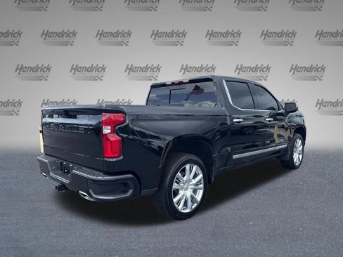 Used 2026 Chevrolet Silverado 1500 High Country w/ High Country Premium Package AWD/4WD image 10