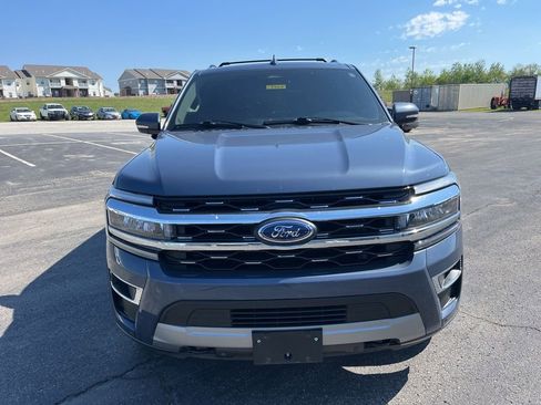 Used 2023 Ford Expedition Max Limited AWD/4WD image 2