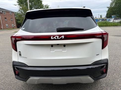 Certified 2024 Kia Seltos S AWD/4WD image 6