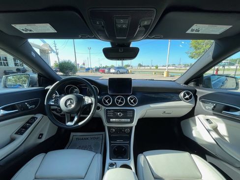 Used 2018 Mercedes-Benz CLA 250 image 24