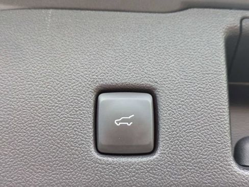 Used 2025 Ford Escape ST-Line w/ Equipment Group 301A FWD image 13
