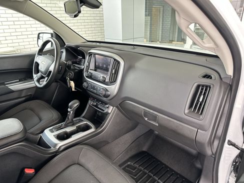 Used 2022 Chevrolet Colorado LT w/ LT Convenience Package RWD image 24