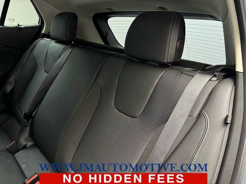 Used 2023 Buick Encore GX Preferred image 15