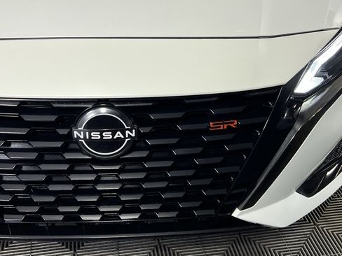 Used 2023 Nissan Altima 2.0 SR image 14