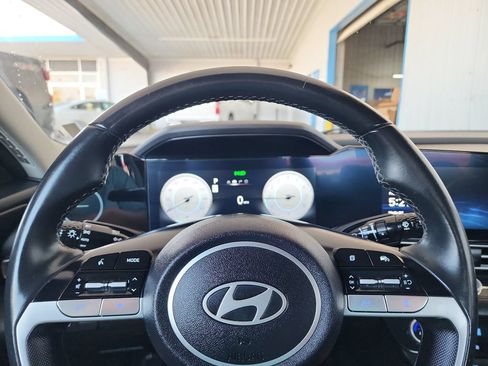 Used 2024 Hyundai Elantra Limited FWD image 20