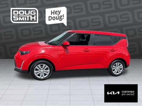 Certified 2023 Kia Soul LX FWD image 1