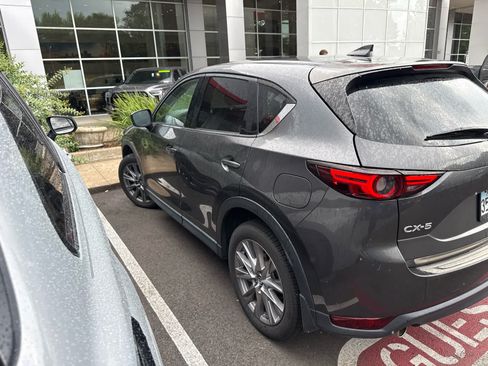 Used 2020 MAZDA CX-5 Grand Touring w/ GT Premium Package FWD image 4