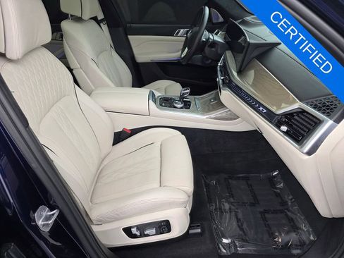 Used 2023 BMW ALPINA XB7 AWD/4WD image 29