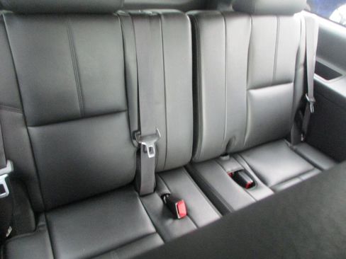 Used 2013 Chevrolet Suburban LT AWD/4WD image 9