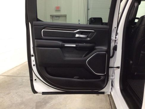 Used 2025 RAM 1500 Laramie image 19