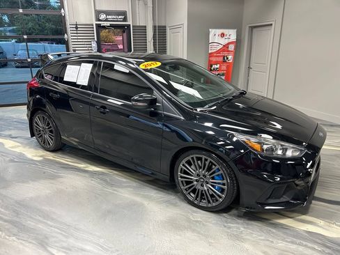 Used 2017 Ford Focus RS AWD/4WD image 23