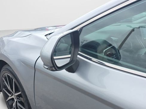 Used 2024 Toyota Camry SE image 27
