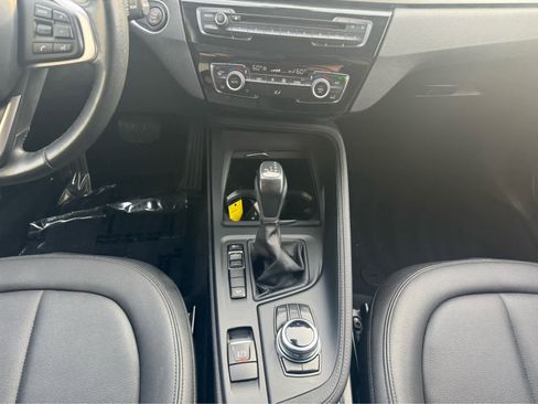 Used 2017 BMW X1 xDrive28i image 16