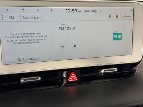 Used 2024 Hyundai Ioniq 5 SEL AWD/4WD image 18