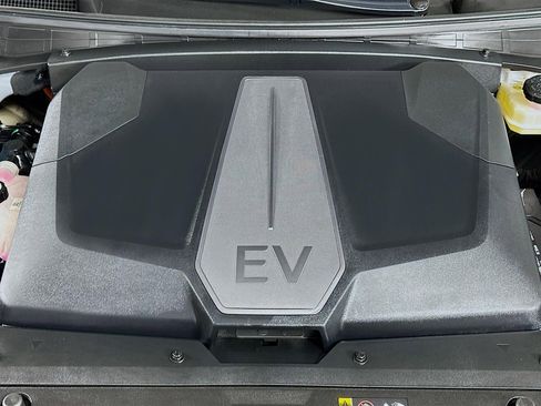 Used 2024 Kia EV6 GT-Line w/ GT-Line White Seat Package image 45