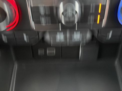 Used 2024 Chevrolet Tahoe LT image 10