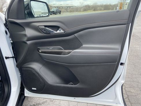 Used 2023 GMC Acadia AT4 w/ GMC Pro Grade Package image 22