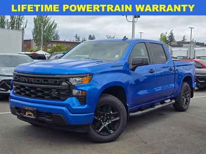 New 2025 Chevrolet Silverado 1500 Custom w/ Turbomax Blackout Package
