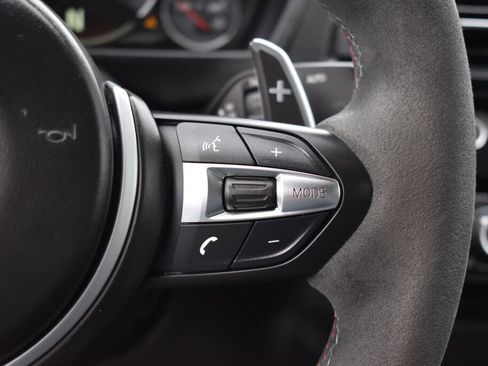 Used 2019 BMW M4 CS w/ Executive Package image 18