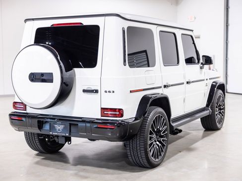 Used 2025 Mercedes-Benz G 63 AMG 4MATIC image 9