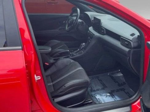 Used 2022 Hyundai Veloster N FWD image 10