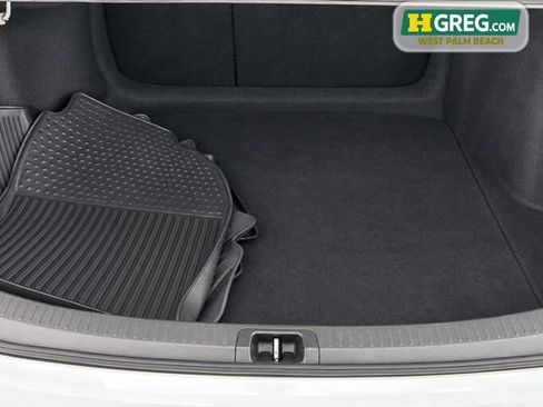 Used 2024 Toyota Corolla LE w/ LE Convenience Package FWD image 16