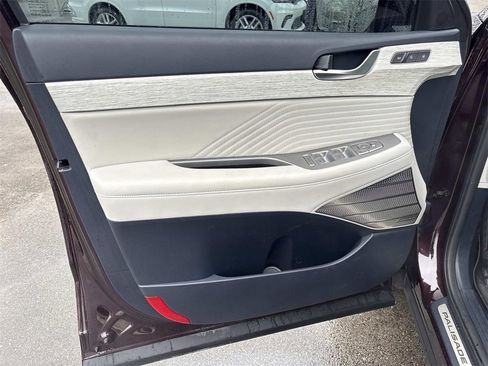 Used 2024 Hyundai Palisade Calligraphy image 28
