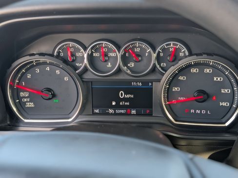 Used 2020 Chevrolet Silverado 1500 LT image 16