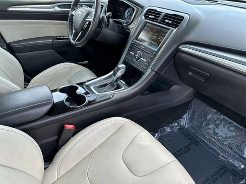 Used 2016 Ford Fusion Titanium FWD image 14