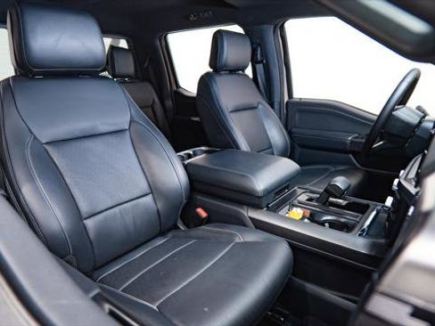 Used 2025 Ford F150 Lariat AWD/4WD image 30