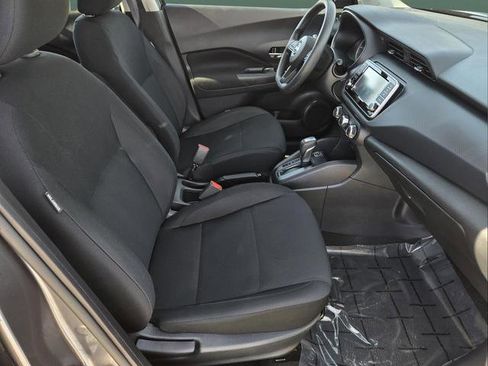 Used 2024 Nissan Kicks S image 28