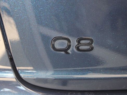 Used 2024 Audi Q8 Premium Plus image 20