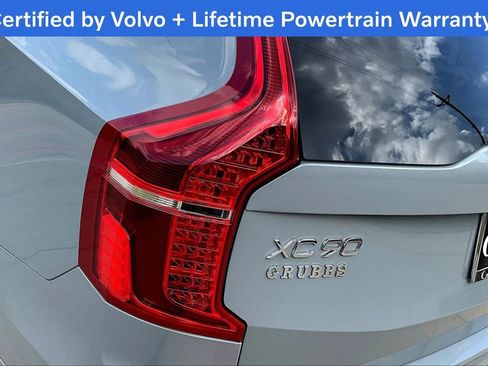 Used 2025 Volvo XC90 B6 Ultra w/ Protection Package image 40
