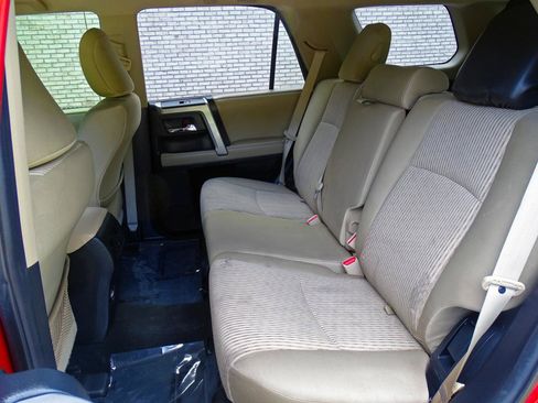 Used 2018 Toyota 4Runner SR5 RWD image 23