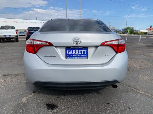Used 2016 Toyota Corolla LE FWD image 12