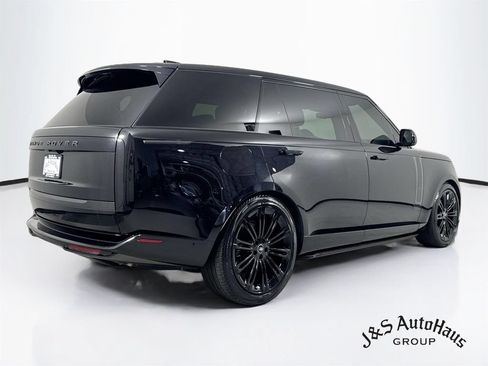 Used 2024 Land Rover Range Rover Long Wheelbase SE AWD/4WD image 7